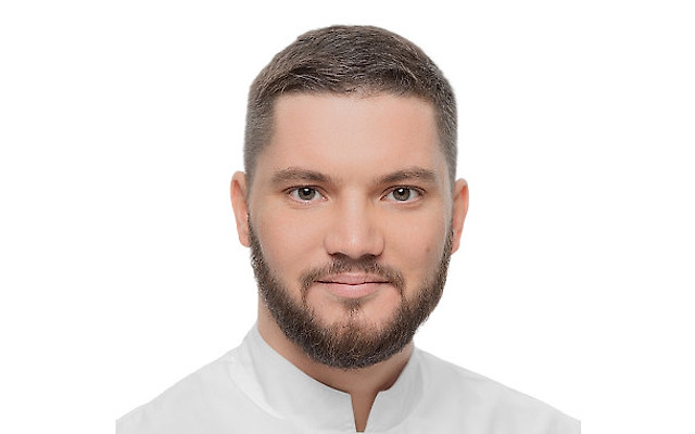 Десятка Максим Эдуардович